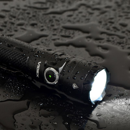 Nabíjateľná LED ručná baterka 20W 4000lm 6 módov USB-C Vodotesné IP68 Videx