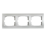 Horizontálny trojitý rám pre povrchovú montáž zásuvky Silver LOGI Kanlux