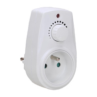 Stmievač so sieťovou zásuvkou a uzemnením 280W regulátor výkonu OR-AE-13114 ORNO