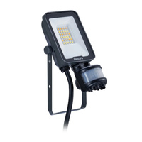 LED reflektor 10W 1200lm 3000K 4000K 6500K CCT so senzorom pohybu a súmraku BVP167 PSU SWB MDU Ledinaire All-in-One Philips